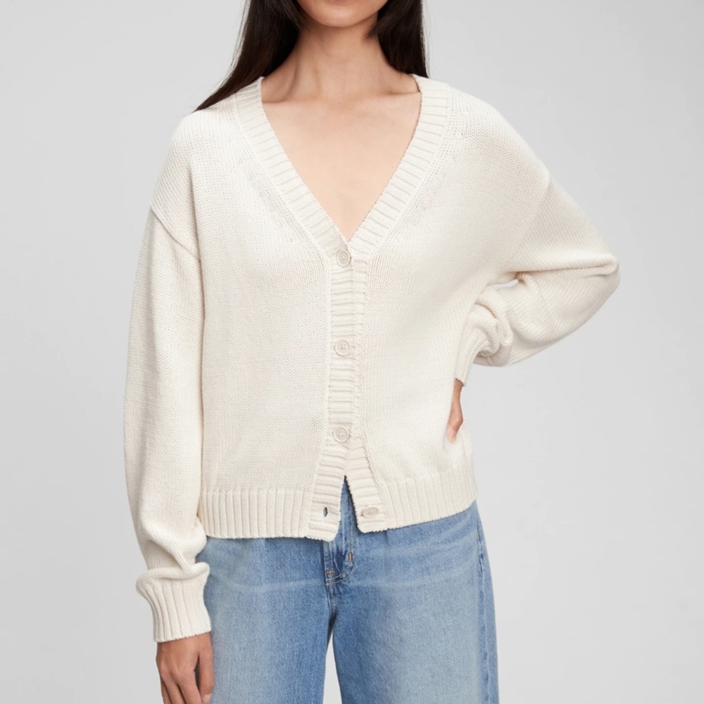 GAP Cotton-Linen Button-Front Cardigan